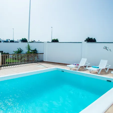 阳光高尔夫别墅 *